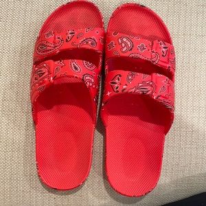 Freedom Moses Red Bandana Two Band Slide